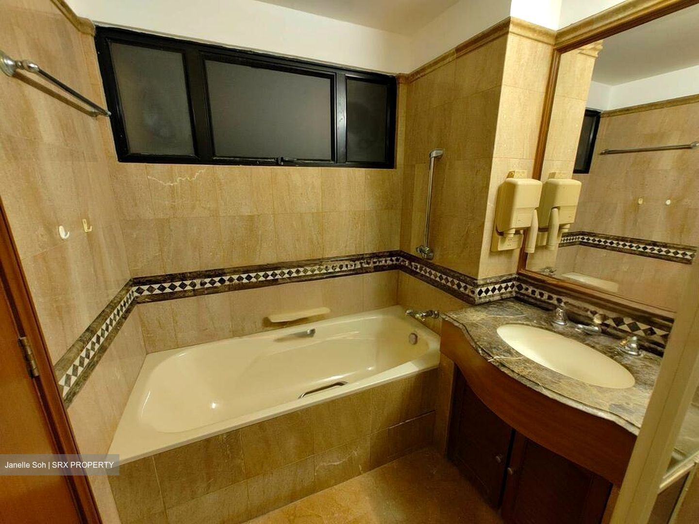 Dover Parkview (D5), Condominium #462873101